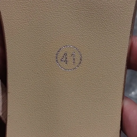 Elegant Glitter Strap Heels - Picture 3 of 4